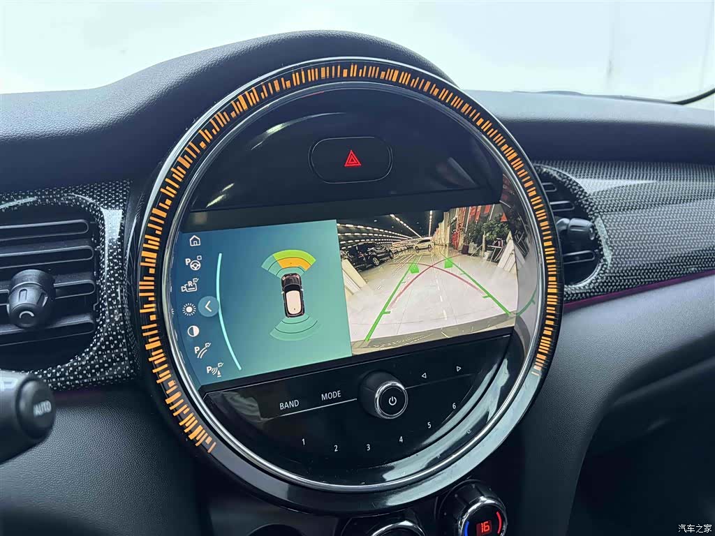 Mini Cooper, 2022 24