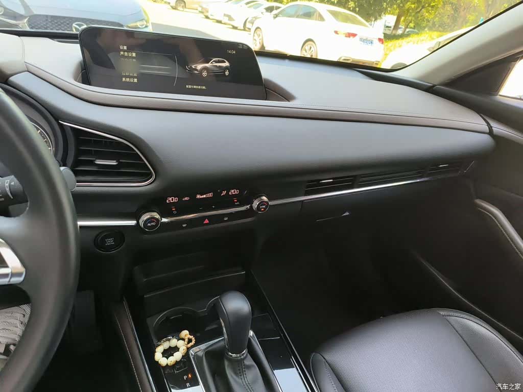 Mazda CX-30, 2025 6