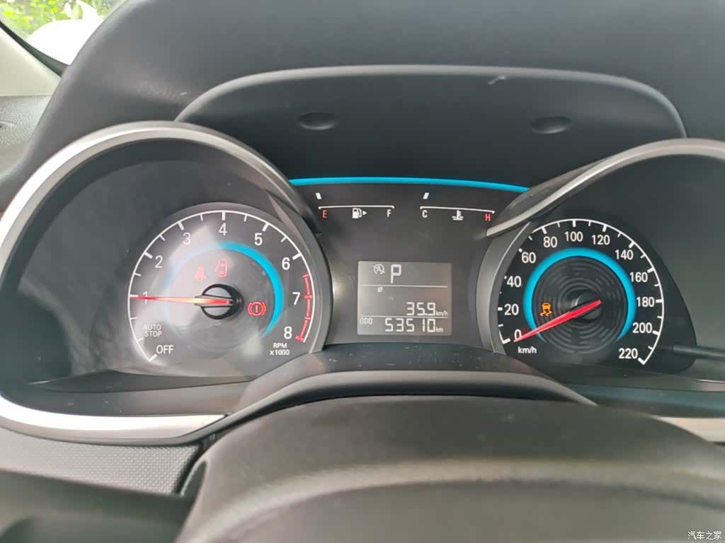 Chevrolet 320, 2018 8