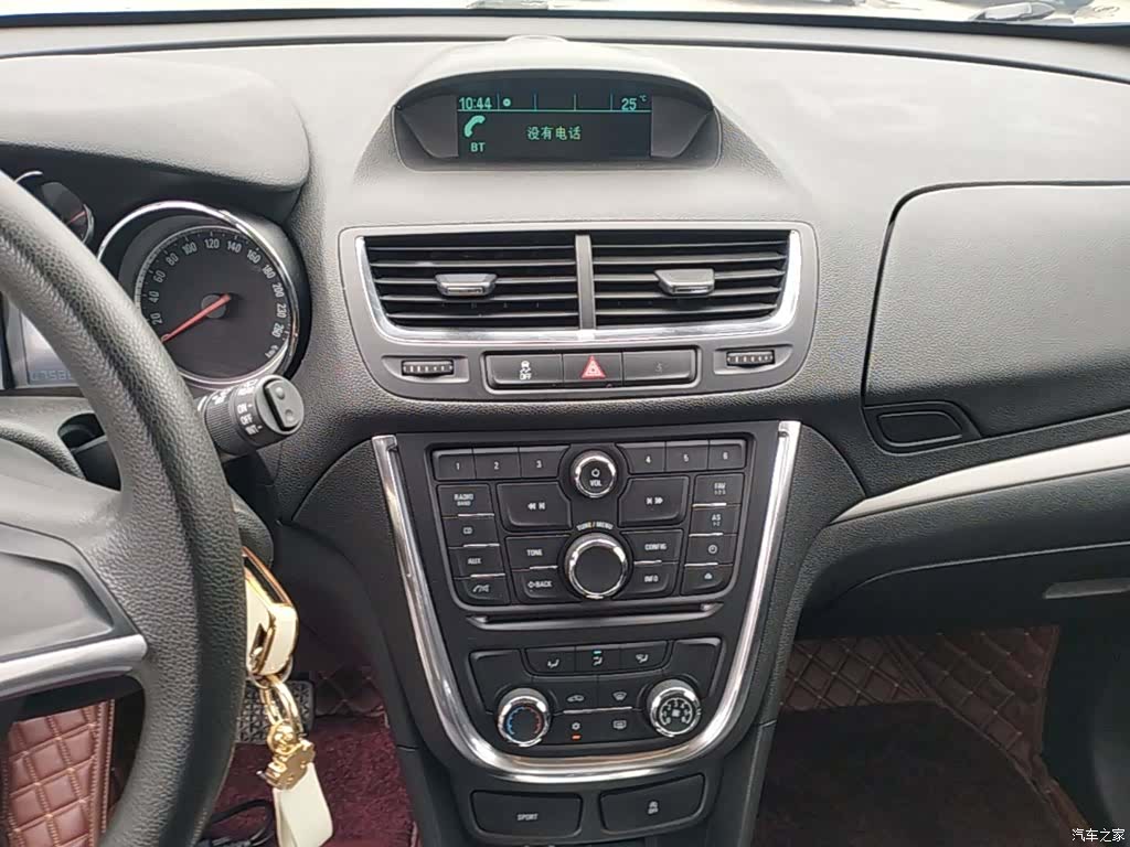 Buick Encore, 2016 13
