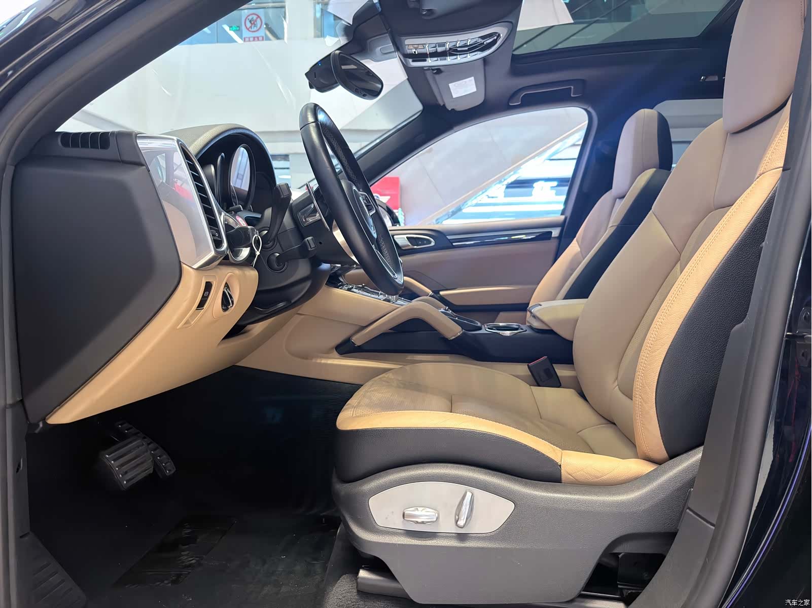 Porsche Cayenne, 2015 7