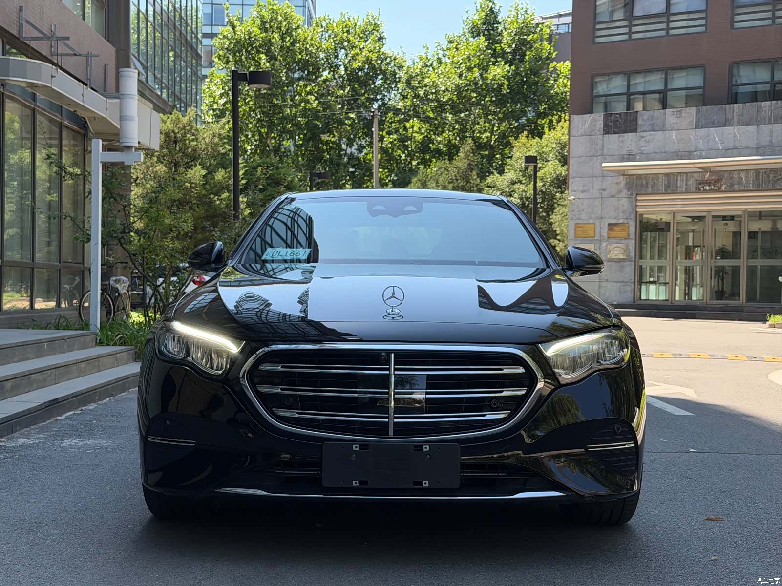Mercedes-Benz E-Class, 2024 2