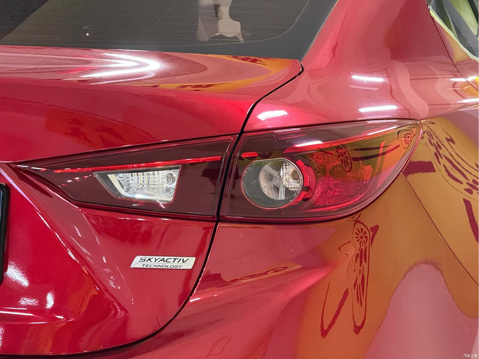 Mazda Mazda3, 2015 7