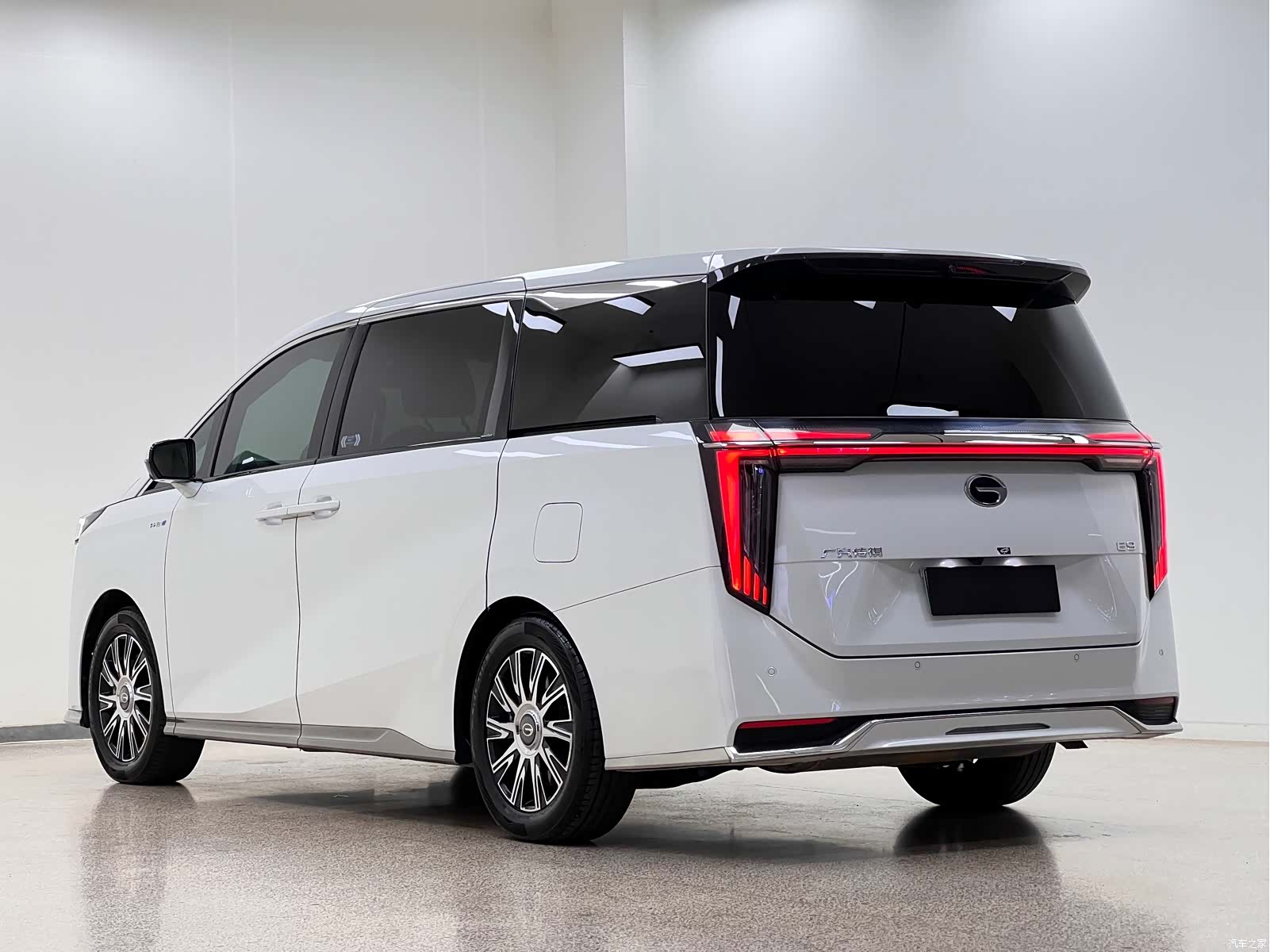 GAC E9, 2024 все фото