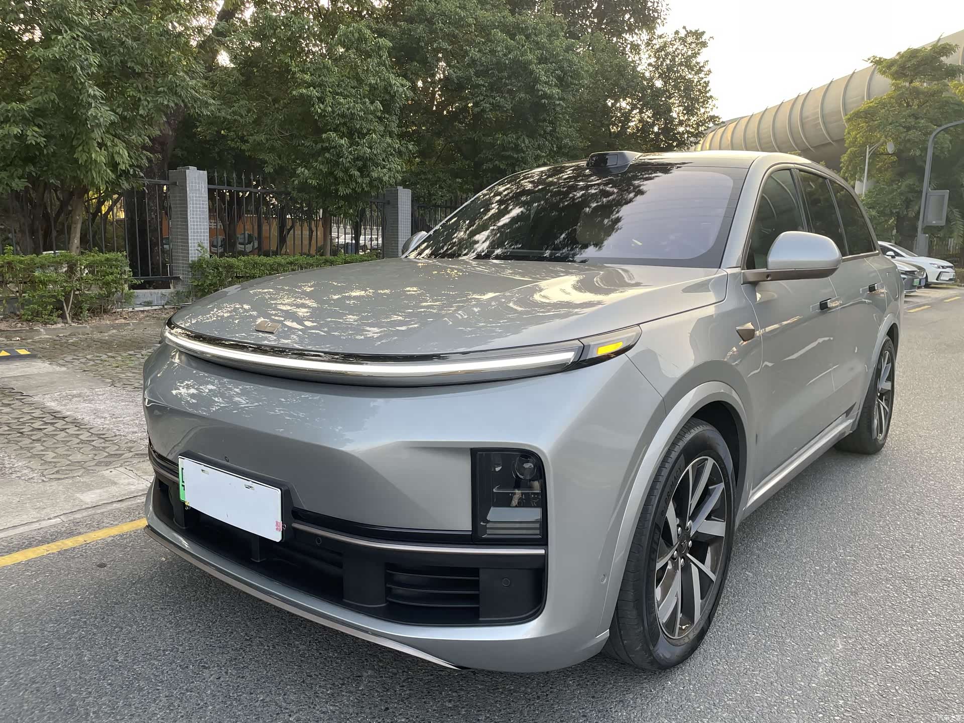Li Auto L8, 2023 1