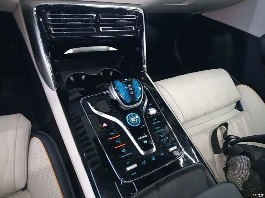 BYD Tang, 2024 14