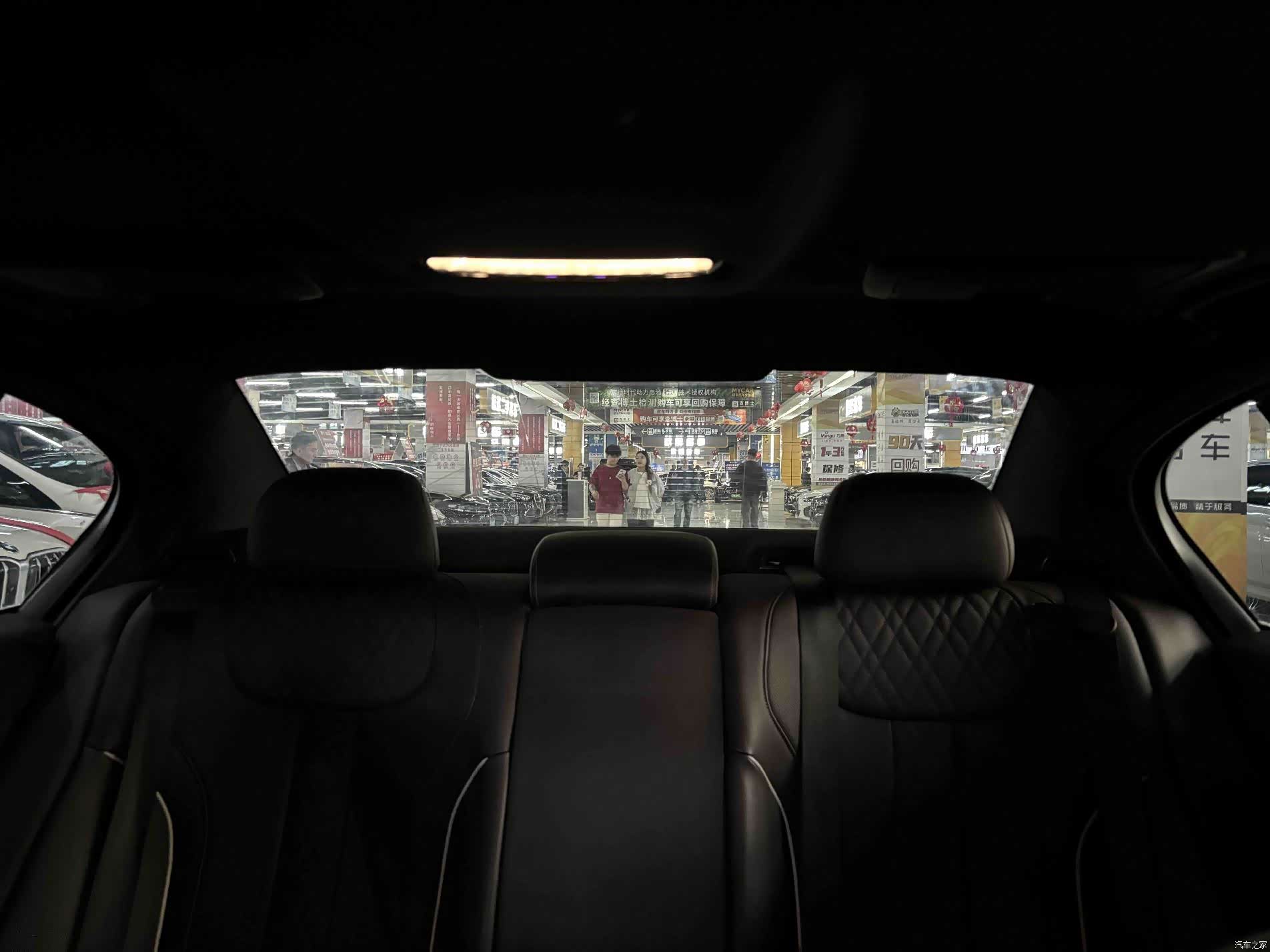 BMW 5 Series, 2022 11