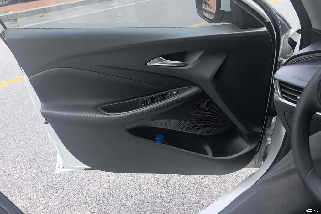Buick Verano, 2022 7