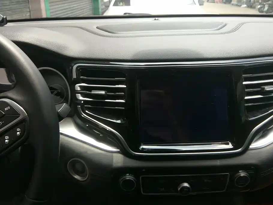 Jeep Grand Commander