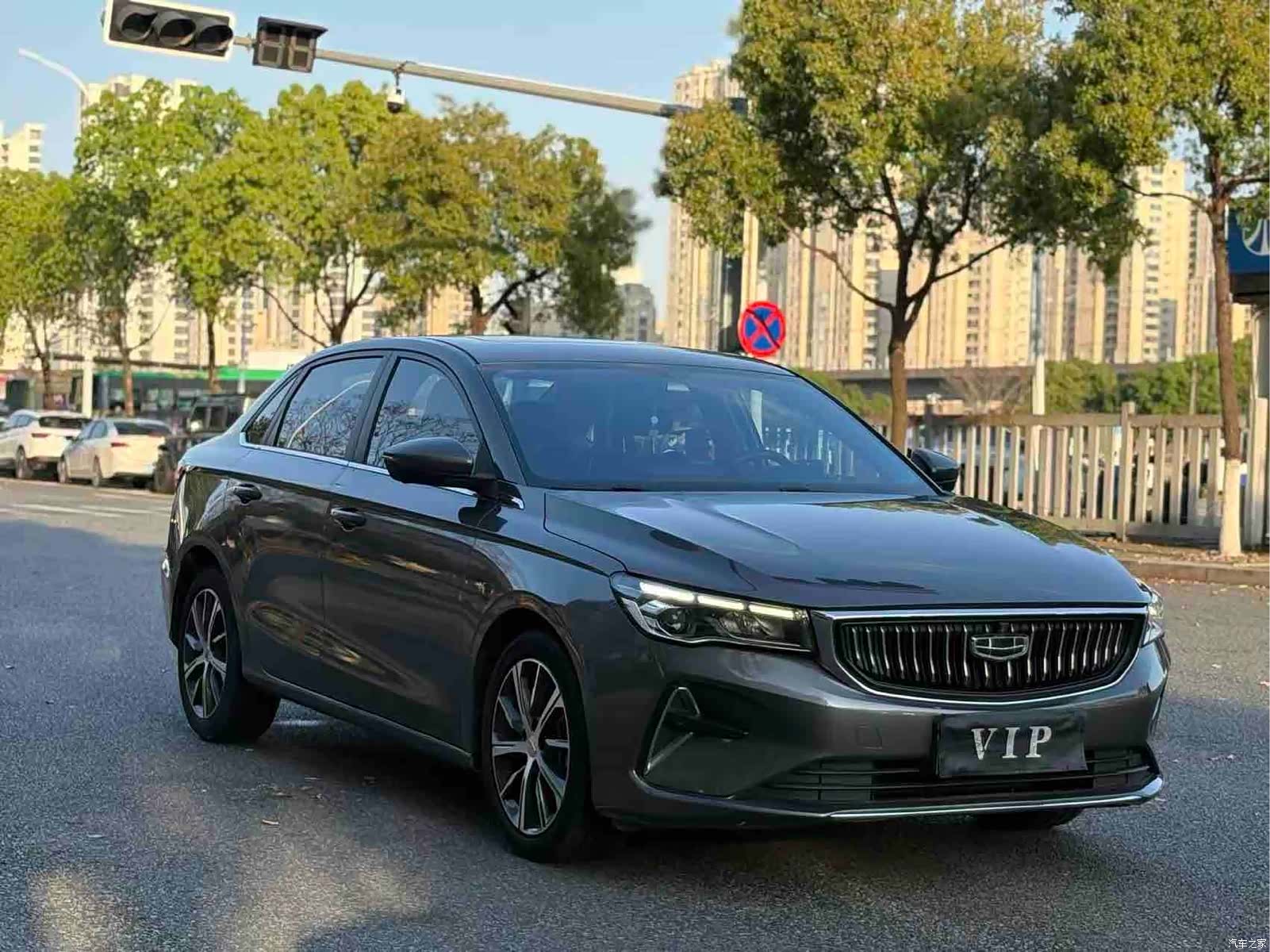 Geely Emgrand, 2022 3