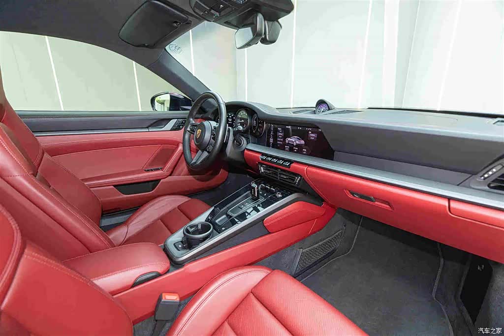 Porsche 911, 2020 15