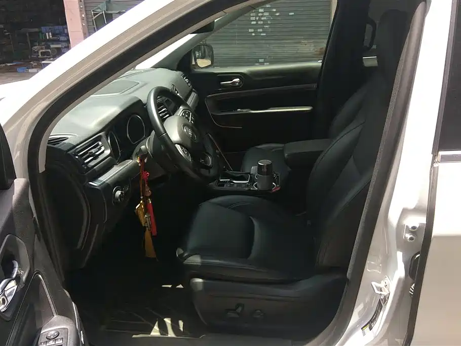 Jeep Grand Commander