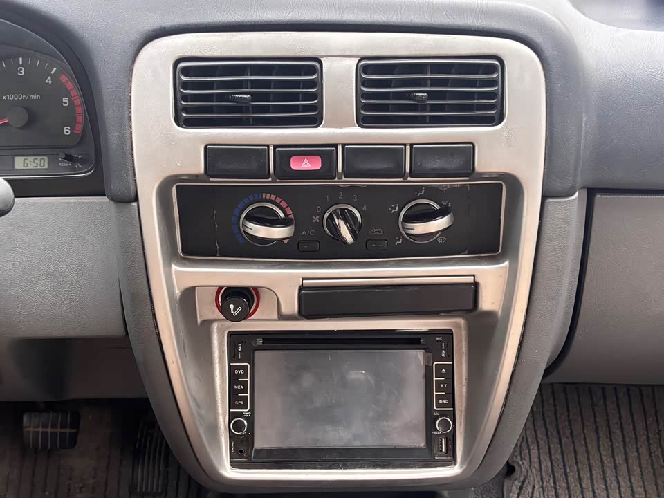 Dongfeng Ruiqi