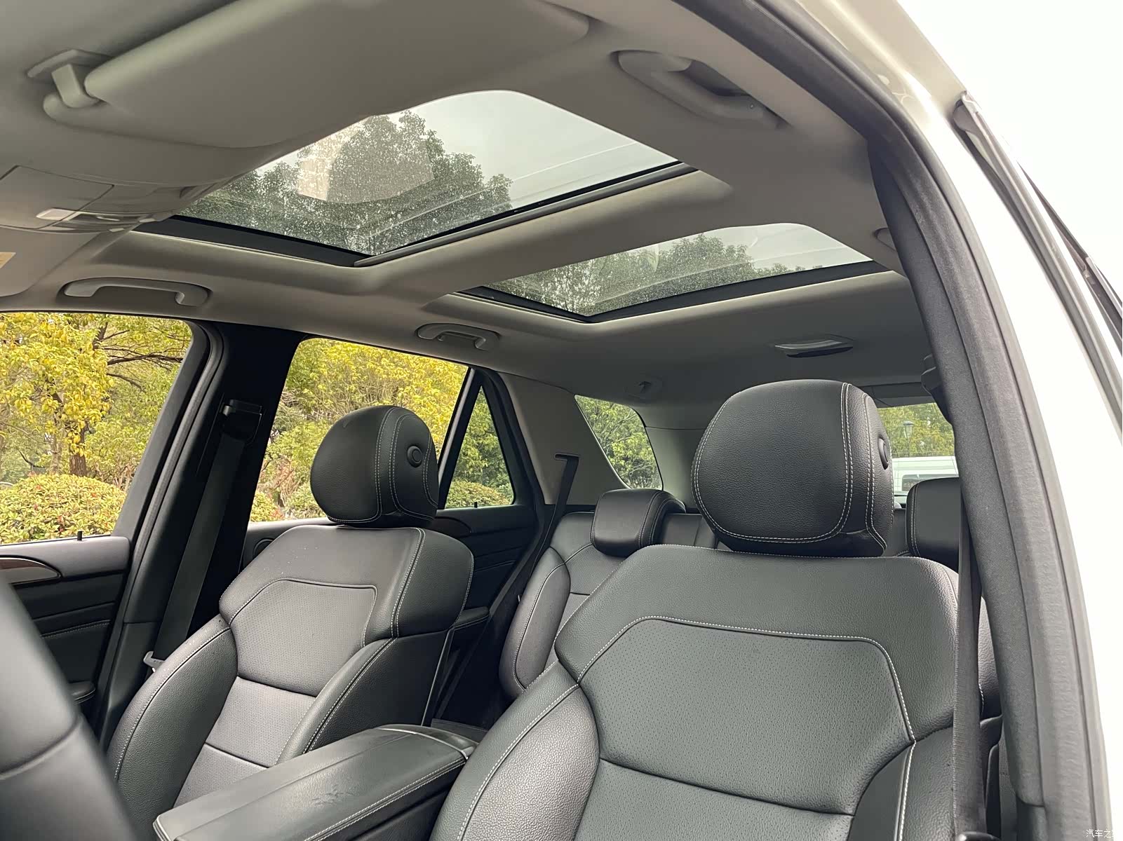 Mercedes-Benz M-Class, 2015 14