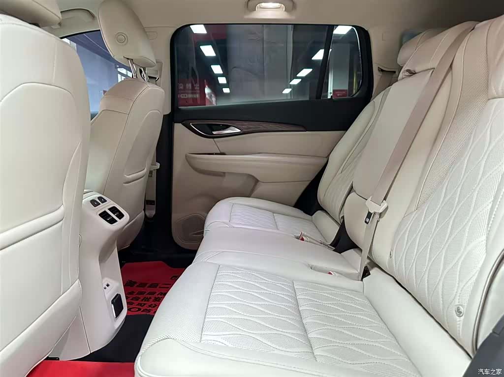 Buick Envision Plus, 2022 8
