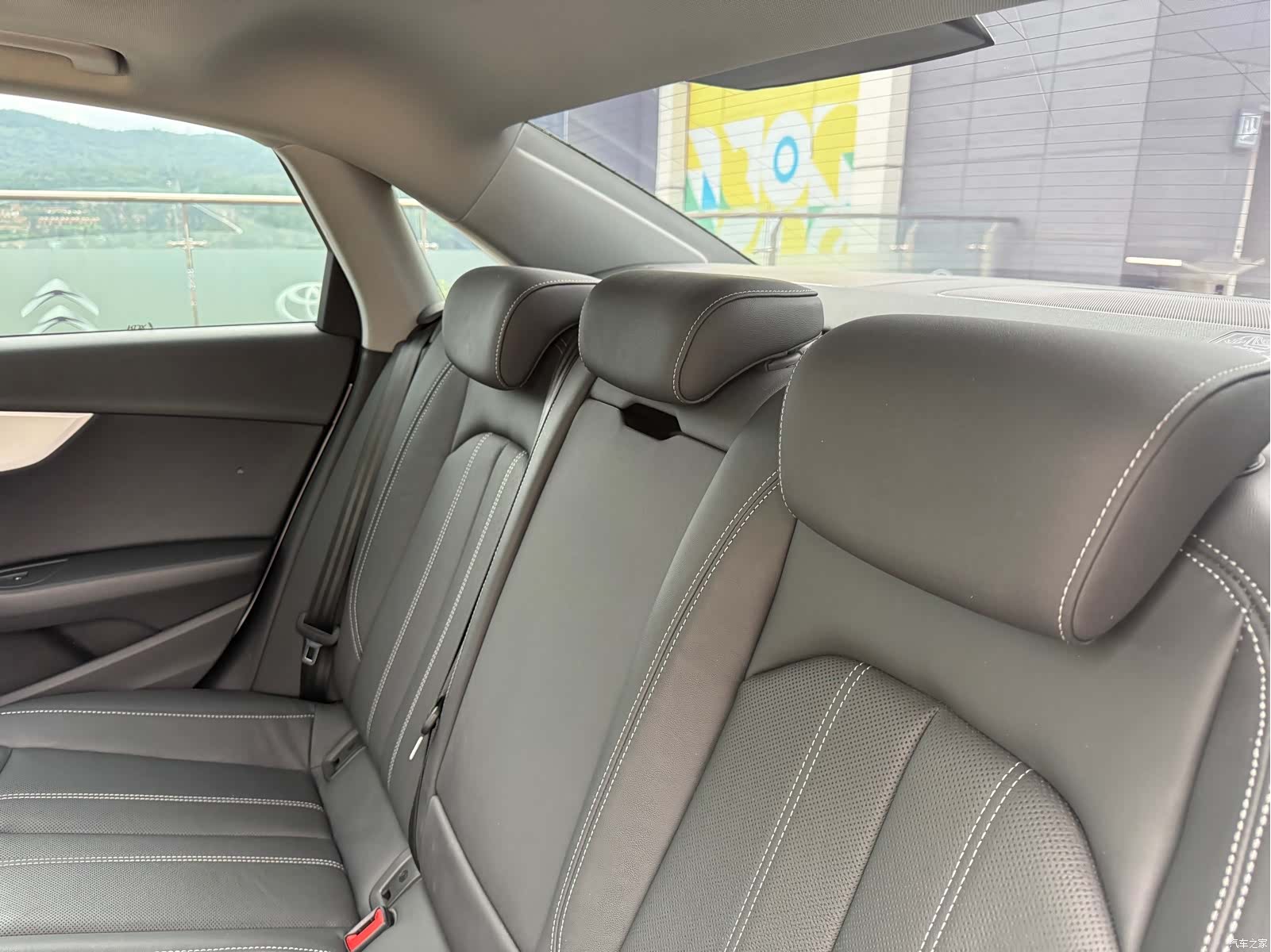 Audi A4L, 2020 34