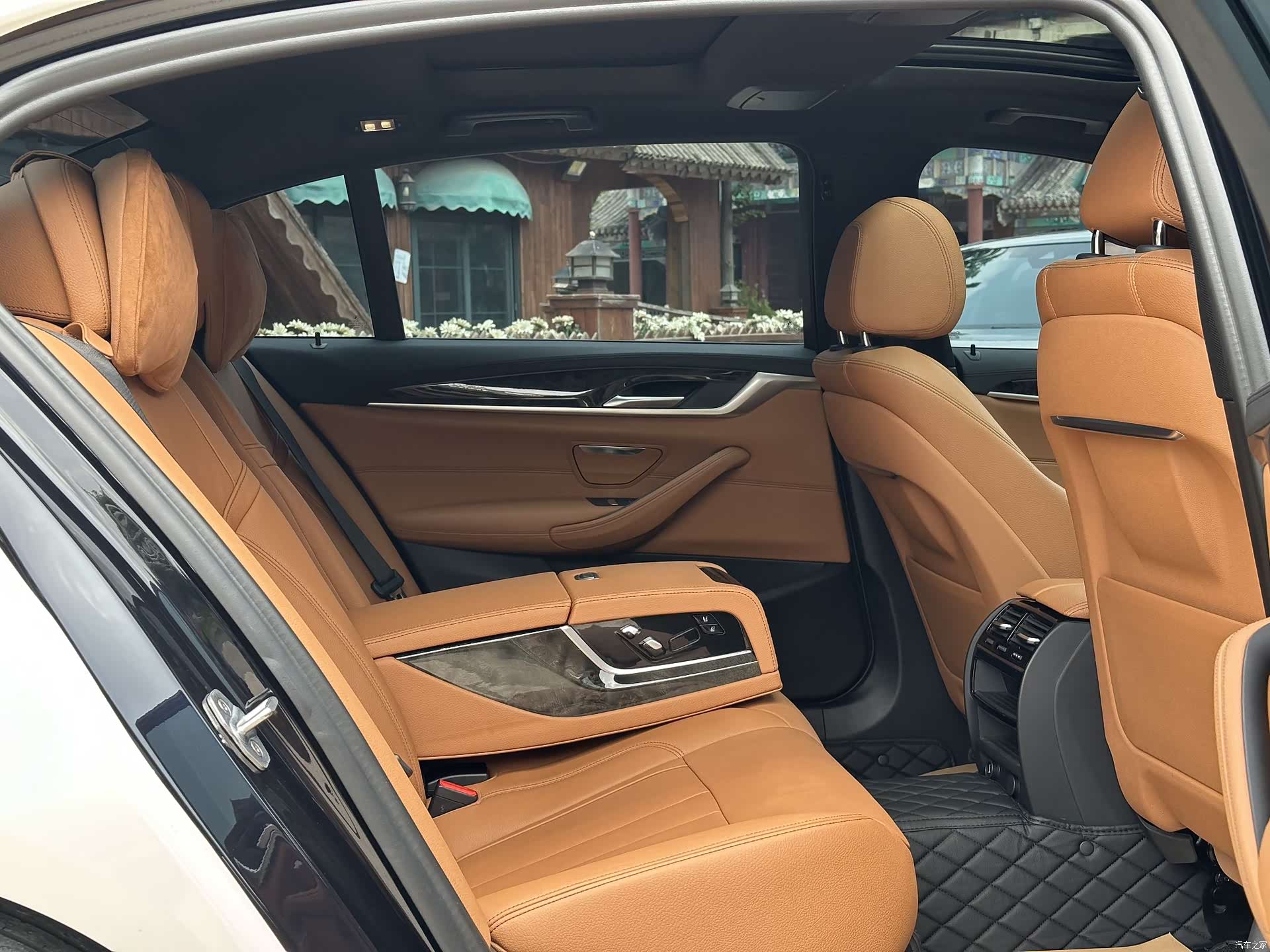 BMW 5 Series, 2019 22