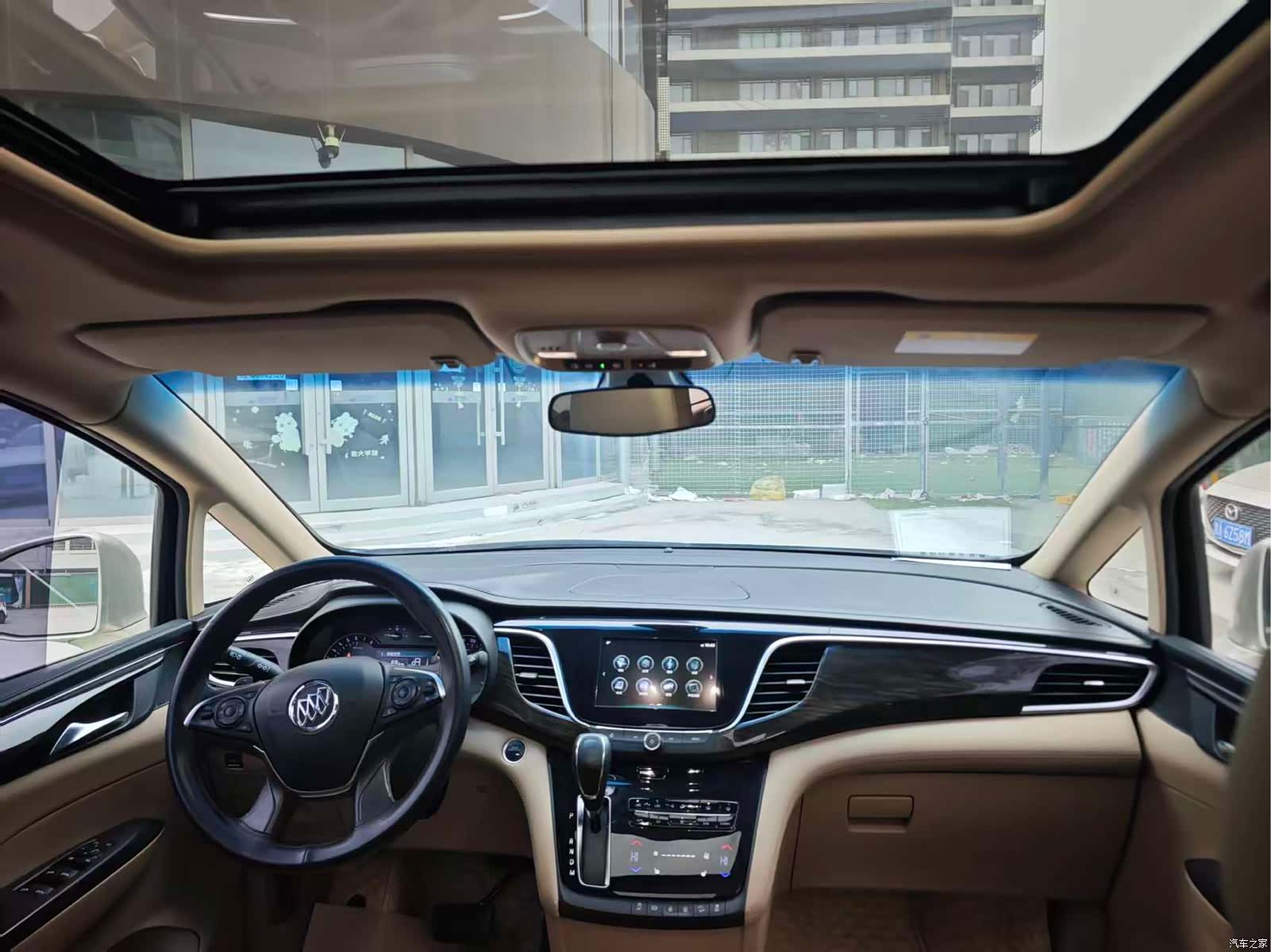 Buick GL8, 2019 8