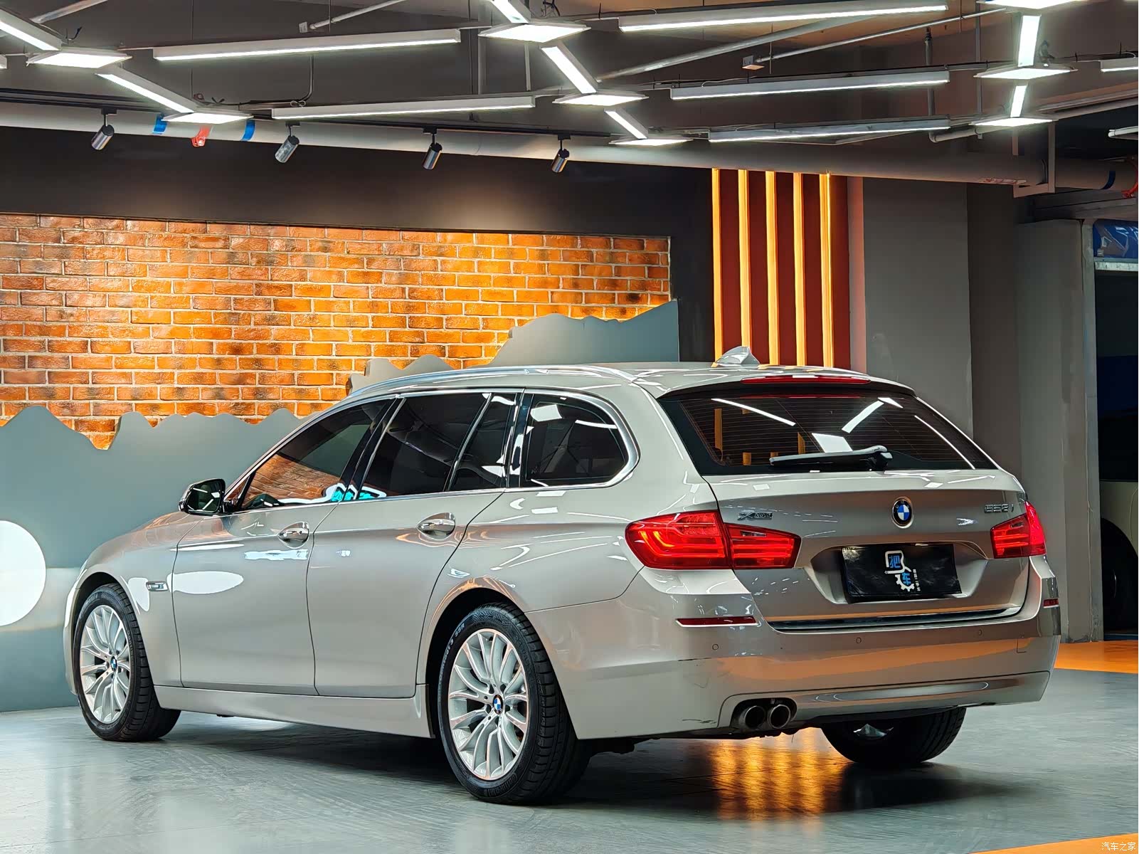 BMW 5 Series, 2015 15
