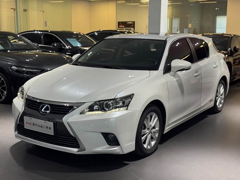 Lexus CT