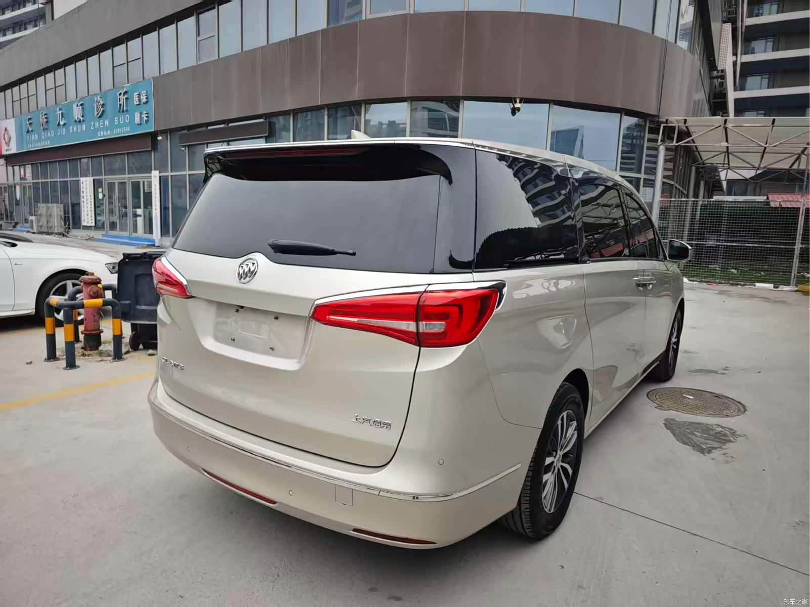 Buick GL8, 2019 все фото