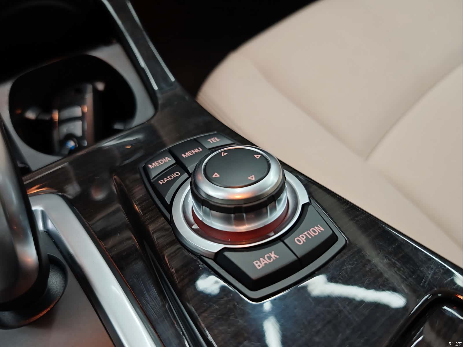 BMW 5 Series, 2015 32