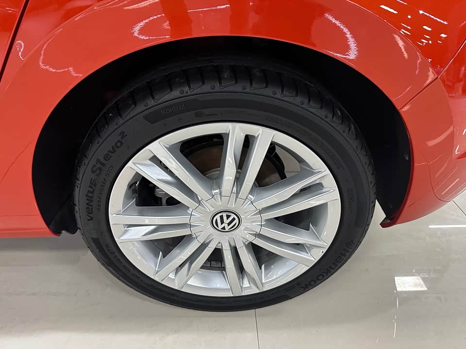 Volkswagen Golf*Jiayu Volkswagen Golf*Jiayu