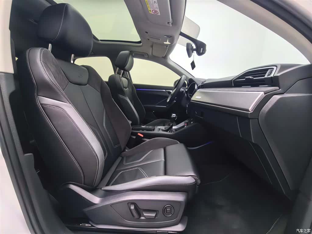 Audi Q3, 2022 9