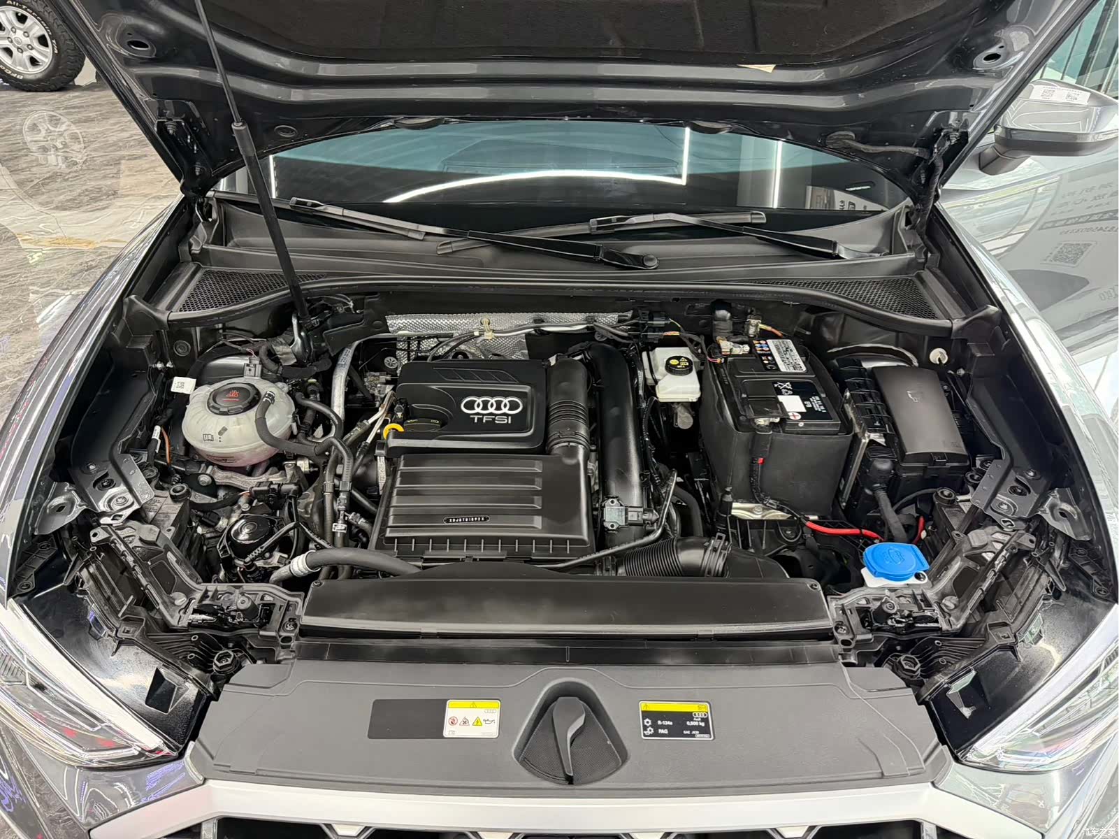 Audi Q3, 2022 11