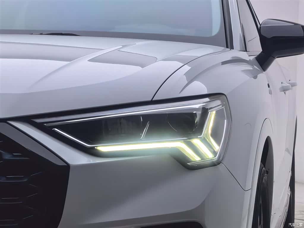 Audi Q3, 2022 20