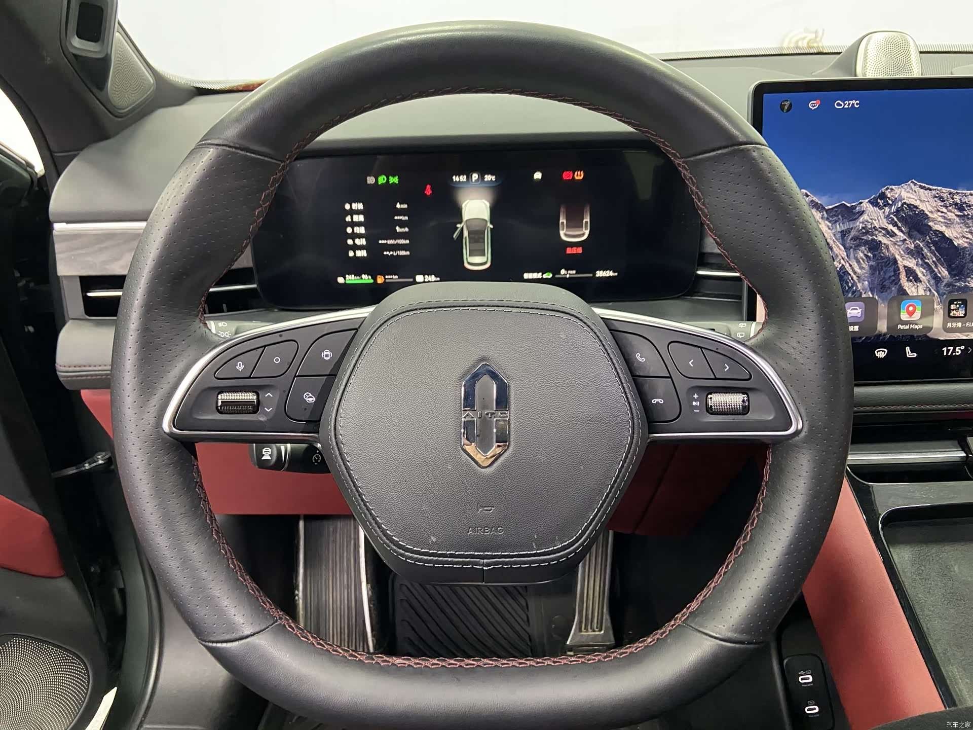 AITO M5, 2024 10