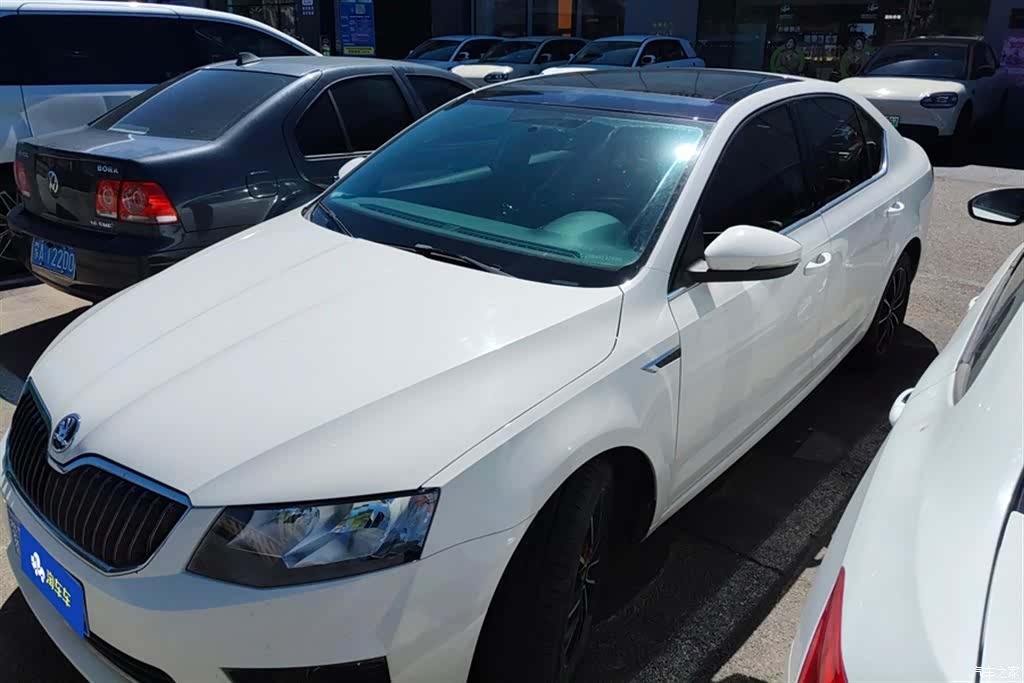 Skoda Octavia, 2017 1