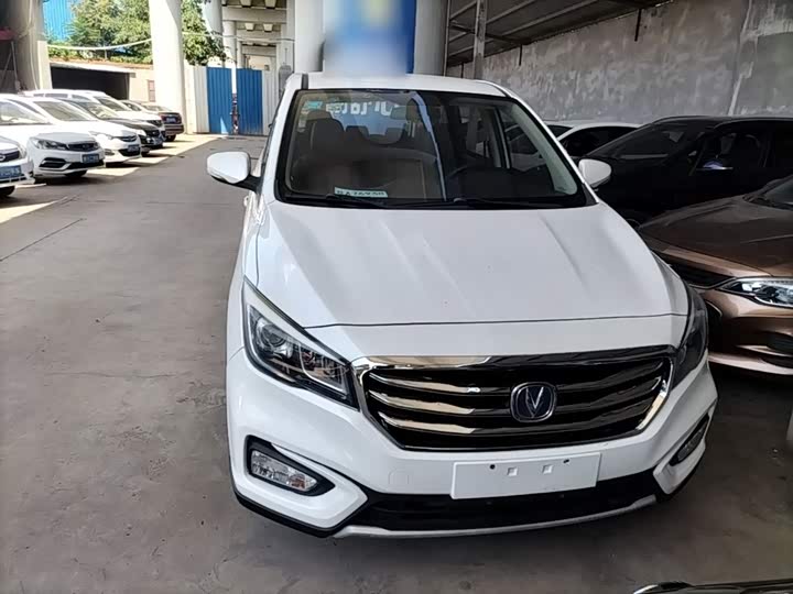 Changan ling xuan 2017 1.6L МКПП xing fu xing