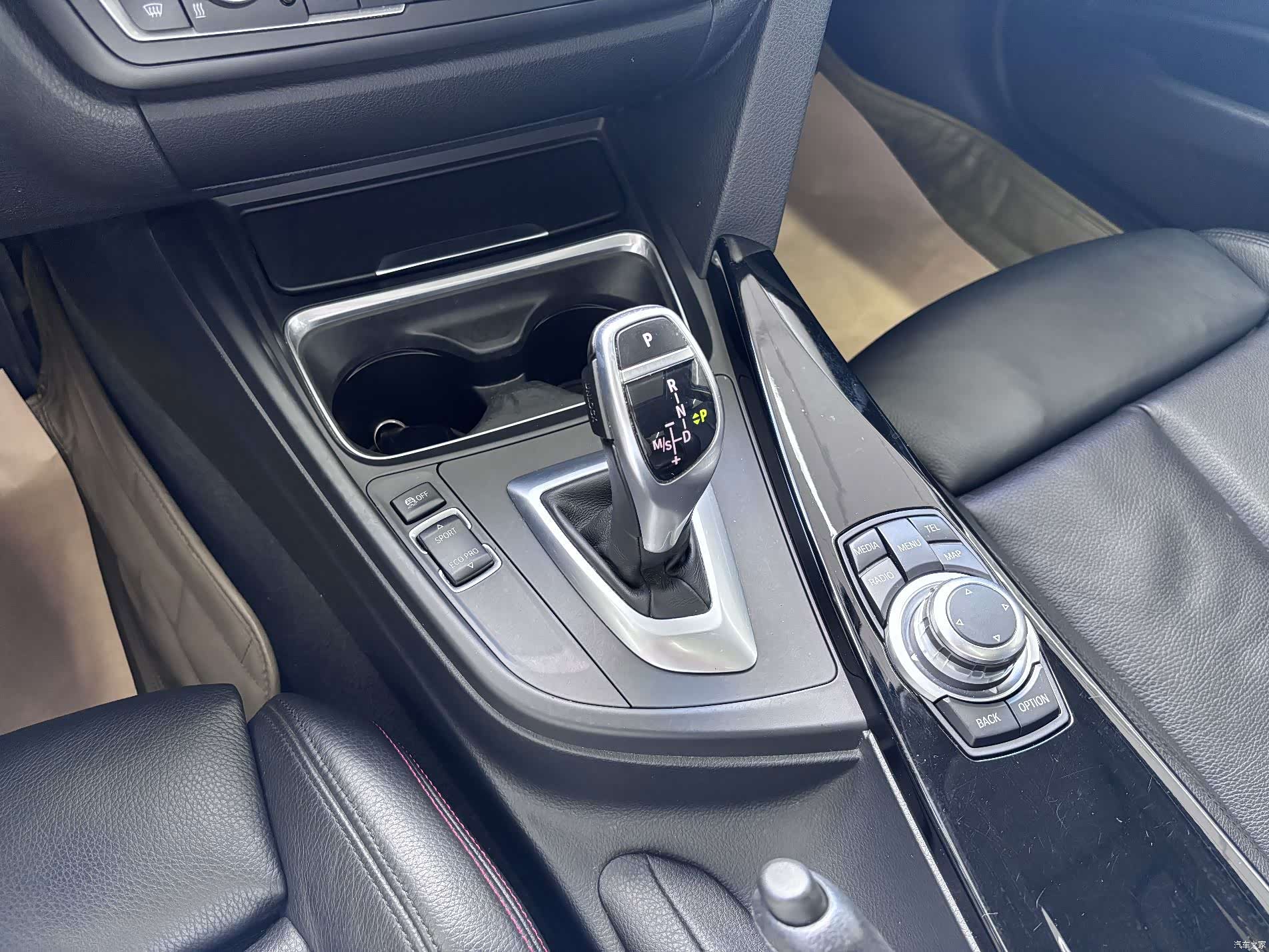 BMW 3 Series, 2012 15
