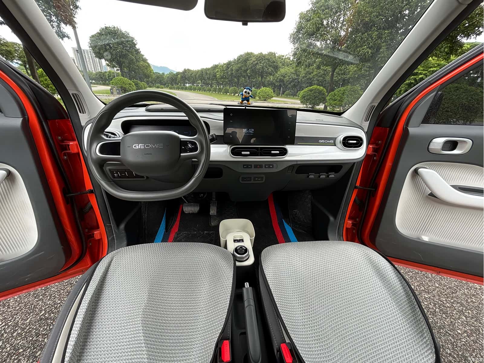 Geely Panda, 2024 7