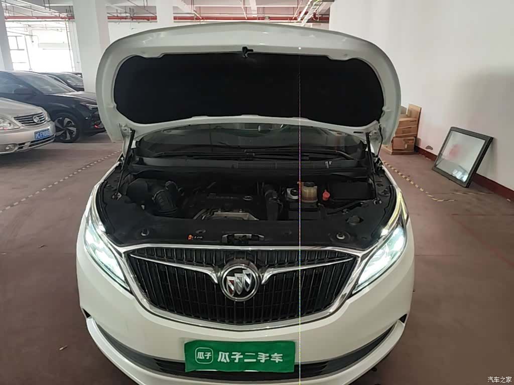 Buick GL8, 2017 20