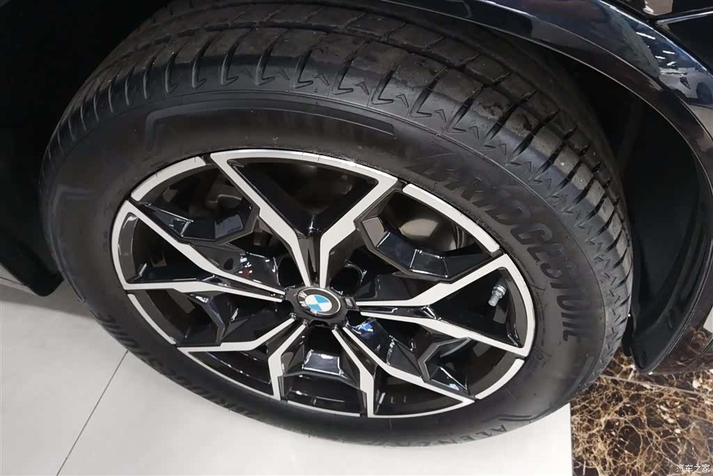 BMW X4, 2024 6