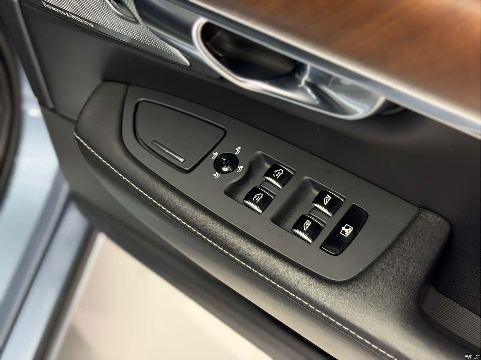 Volvo S90, 2017 24