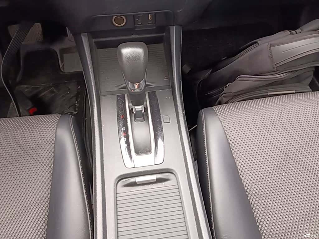 Honda Jade, 2016 14
