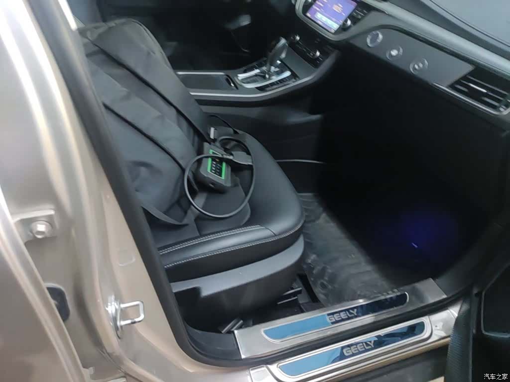 Geely Emgrand, 2018 25