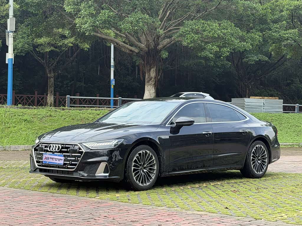 Audi A7L