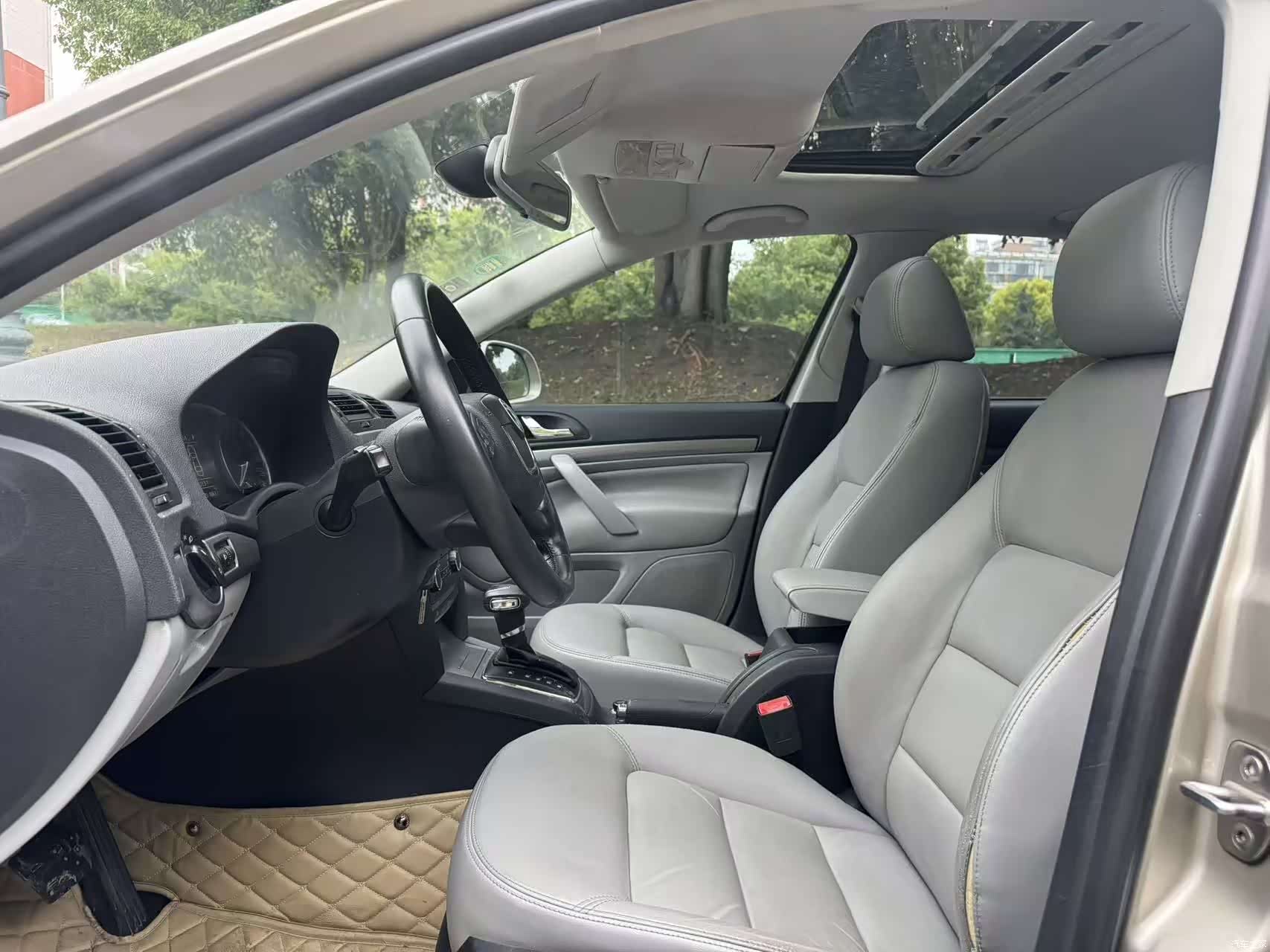 Skoda Octavia, 2013 10