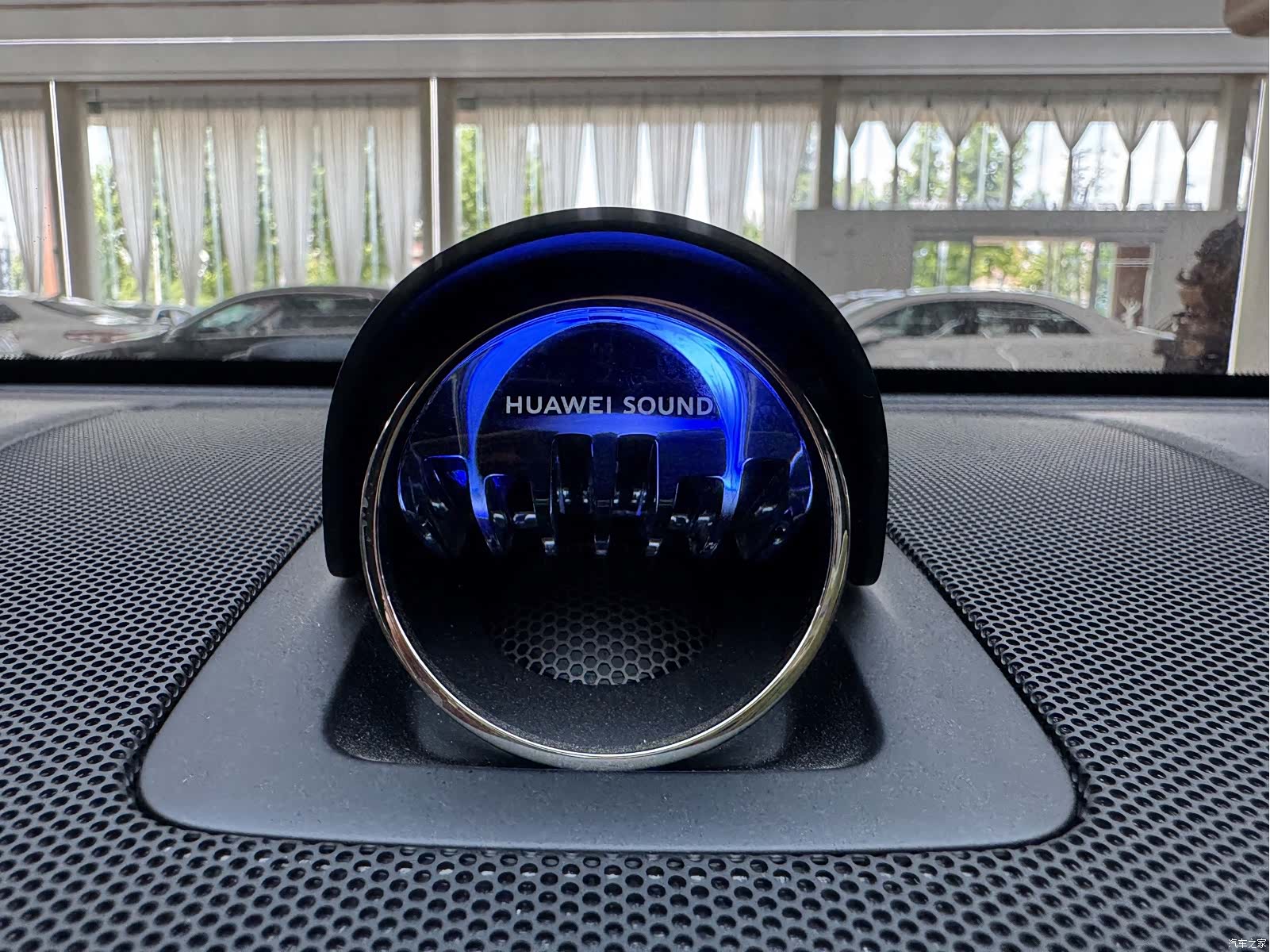 Luxeed R7, 2025 31
