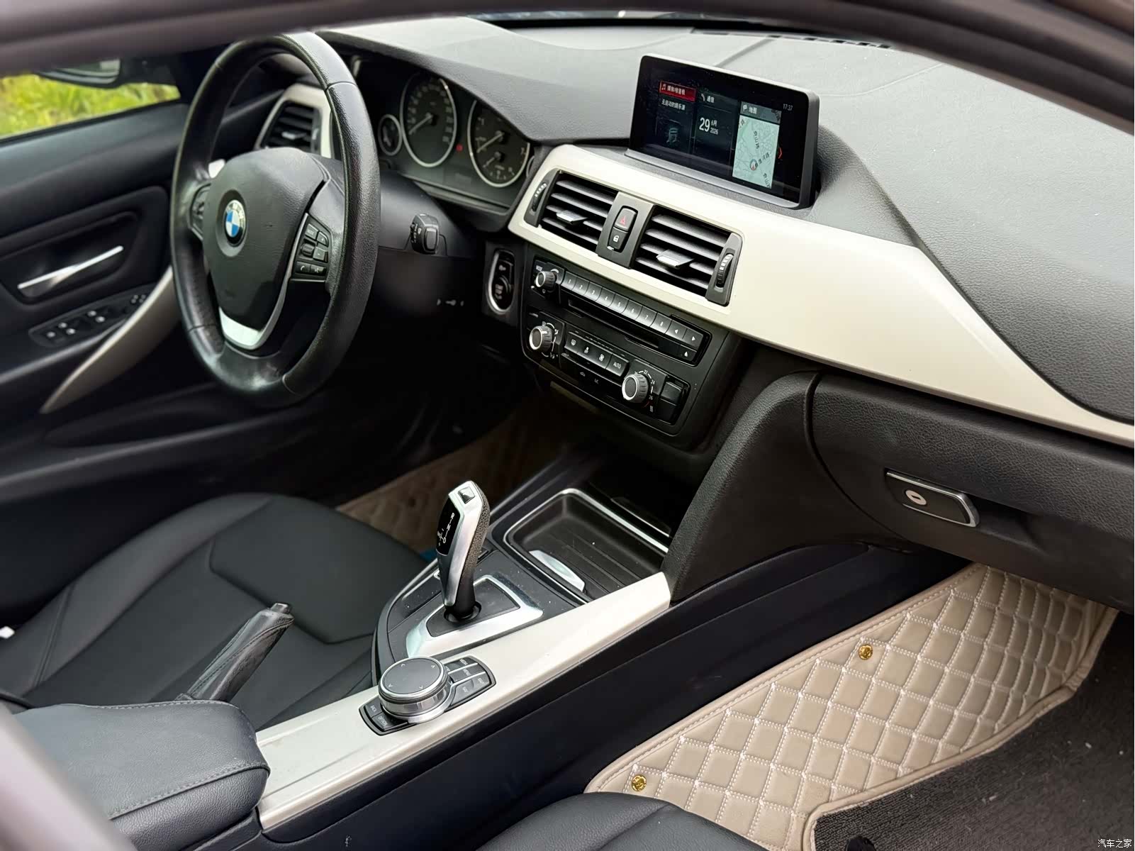 BMW 3 Series, 2015 12