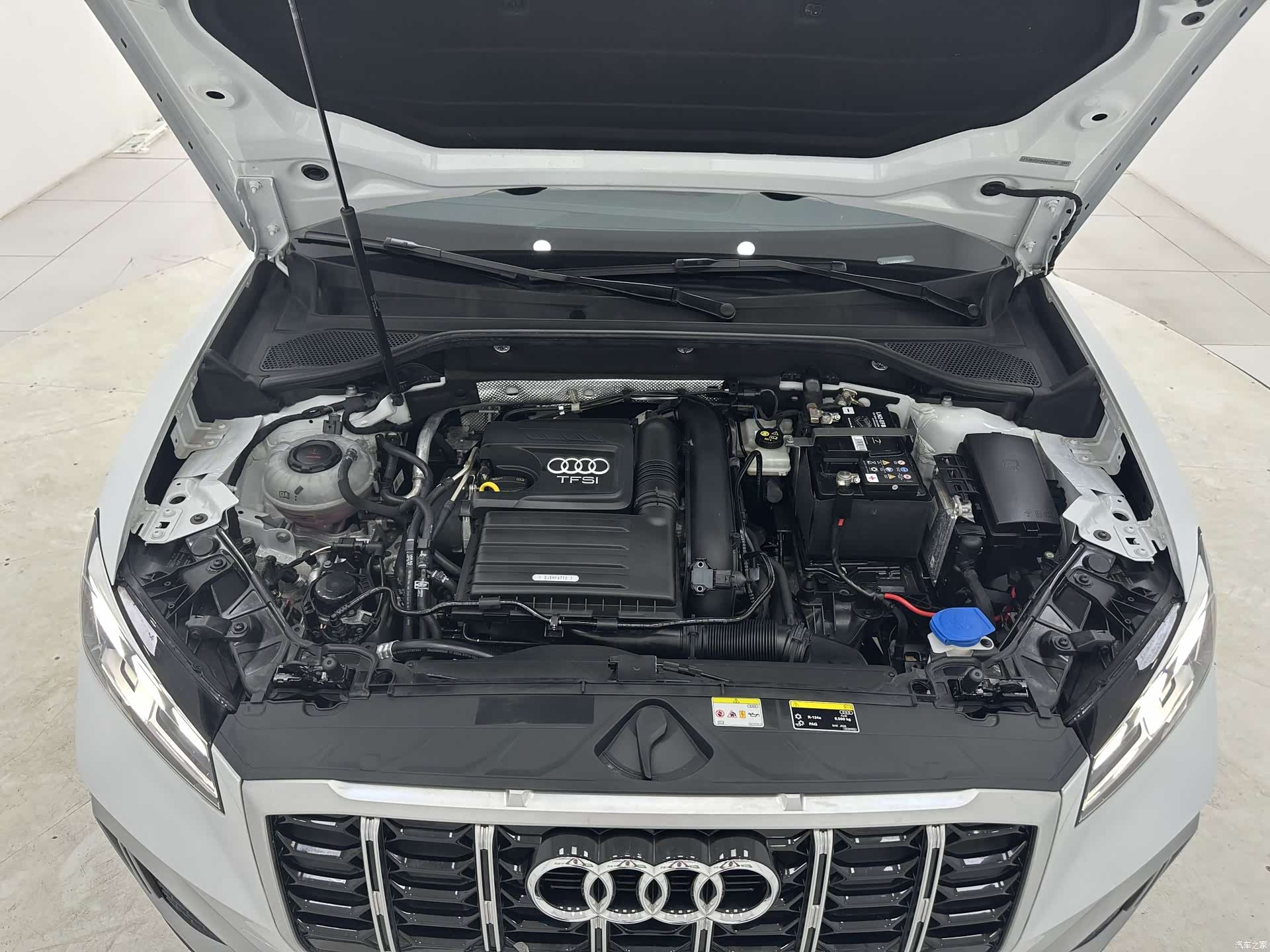 Audi Q2L, 2023 17