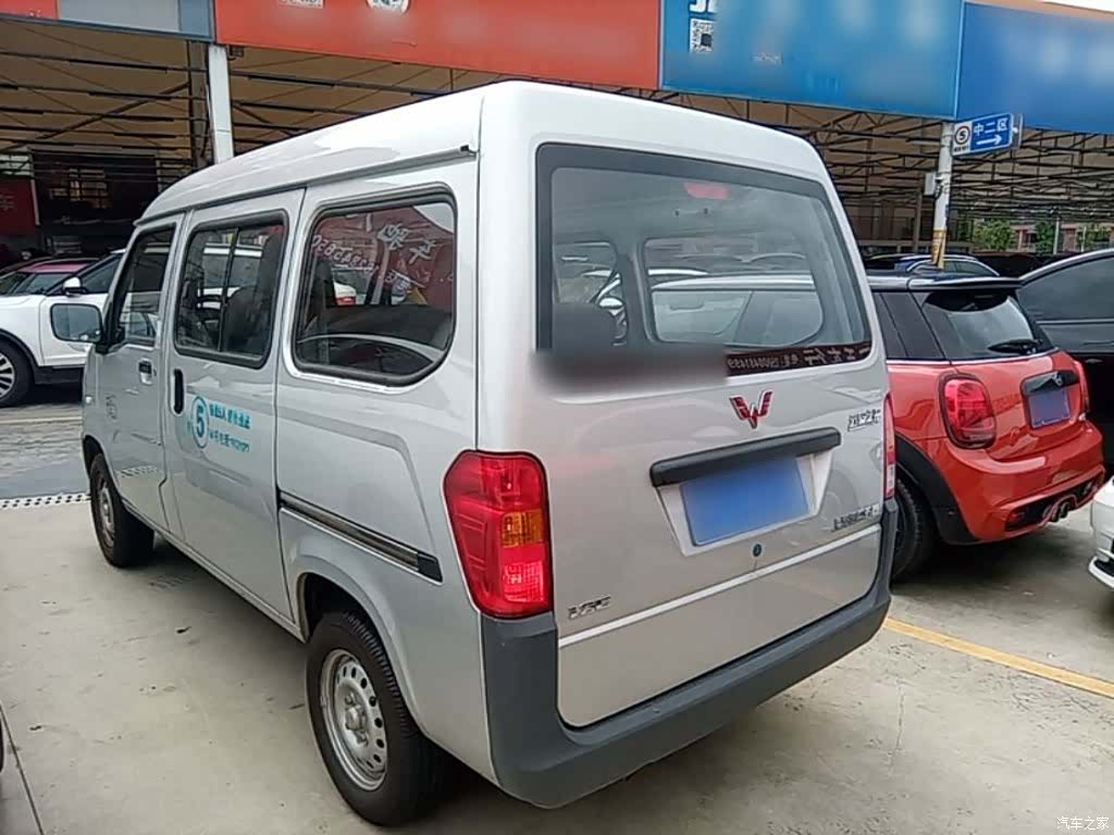 Wuling VI, 2022 все фото