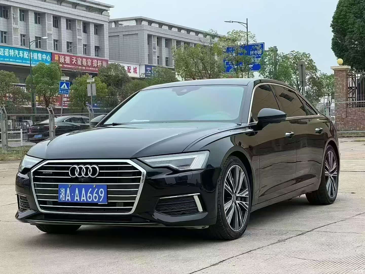 Audi A6L, 2021 1