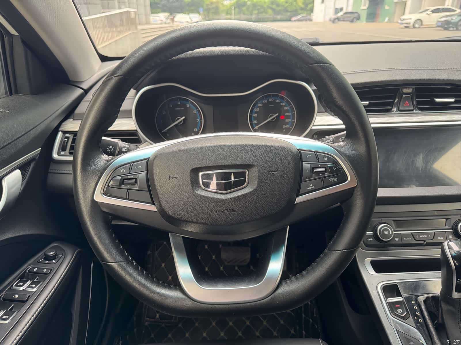 Geely Emgrand, 2019 10