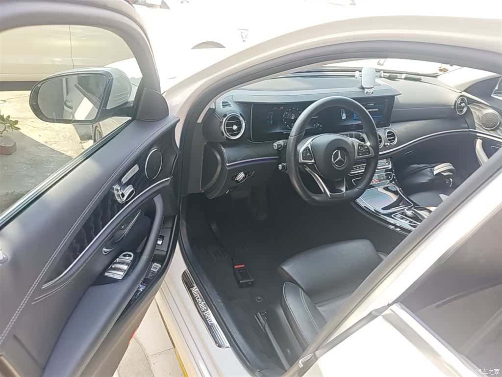 Mercedes-Benz E-Class, 2017 16