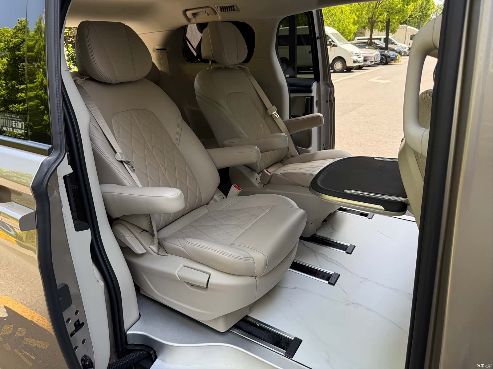 Buick GL8, 2024 все фото
